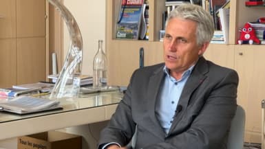 Le maire de Caen, Joël Bruneau.
