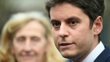 La ministre de l'Education Nicole Belloubet et le Premier ministre Gabriel Attal dans un collège à Chartres (Eure-et-Loir) le 14 mars 2024